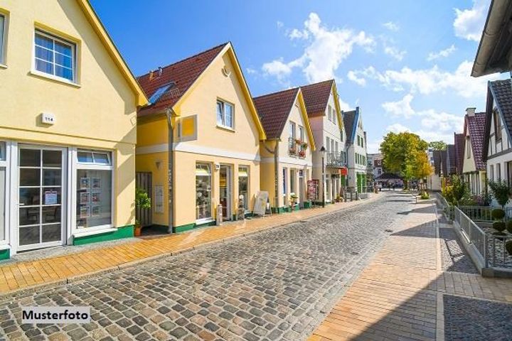 House for sale in Bitterfeld, Germany