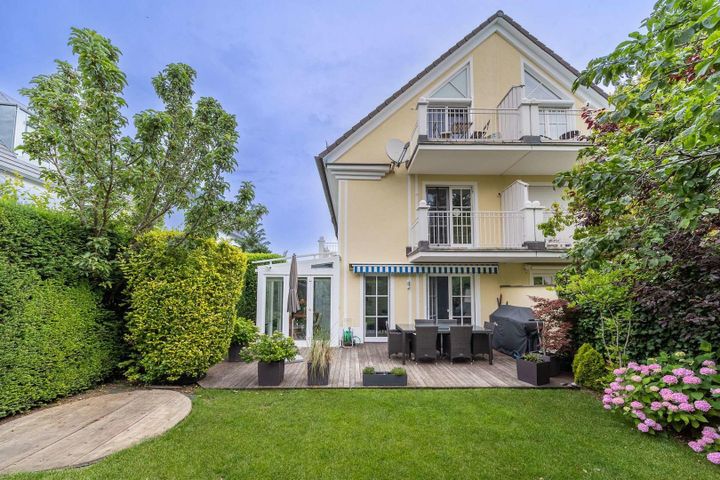 House for sale in Munchen                   - Bayern, Germany