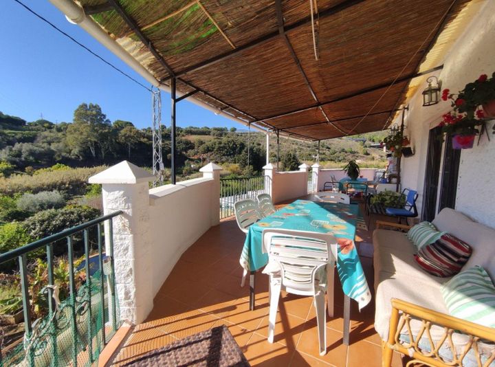 4 bedrooms house for sale in Estepona, Spain