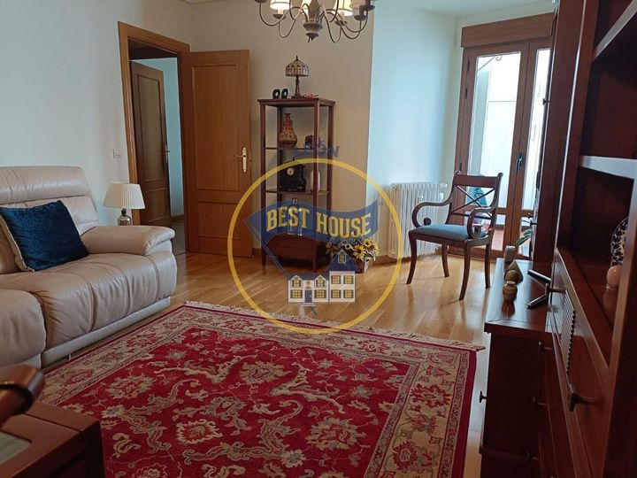 3 bedrooms apartment for sale in Leon, Spain