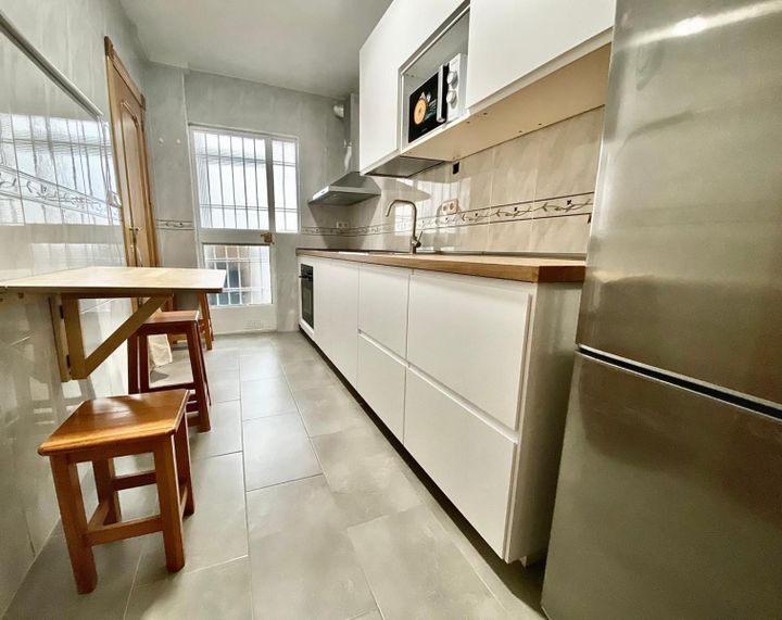 4 bedrooms apartment for rent in Beiro, Spain