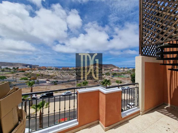 2 bedrooms apartment for sale in Los Cristianos, Spain