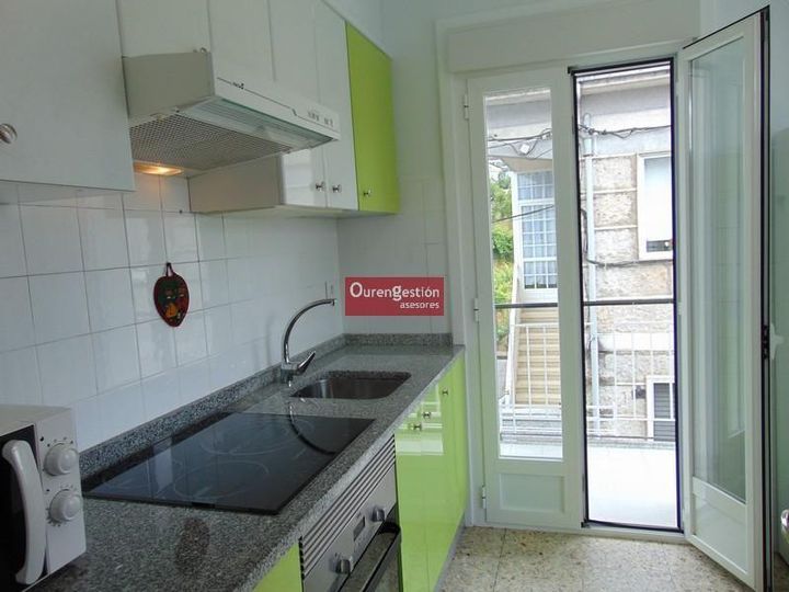 4 bedrooms apartment for rent in Ourense, Spain