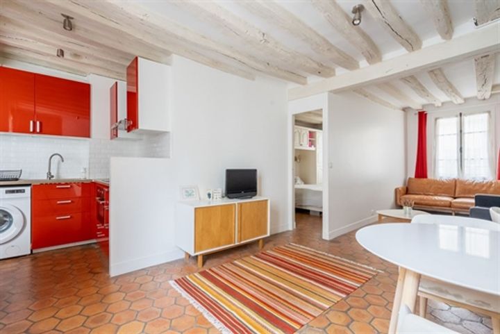 1 bedroom apartment for sale in Paris, France