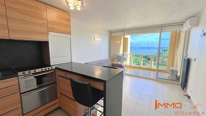 1 bedroom apartment for sale in Theoule-sur-Mer, France