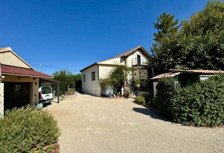 3 bedrooms house for sale in jonquieres, France